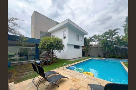 2_photo/94cfaa75a9.ceff8192393c33de-ATLAS-b1c51c7f-b604-4ae2-a0ba-e33c82046d8e.jpg de casa à venda com 3 quartos, 682m² em Caiapia, Cotia