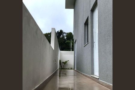 6_photo/94cfaa75b9.2071132dc3e78709-ATLAS-3a69b580-b6f8-459a-b2e6-0b9dc3b8bd39.jpg de casa à venda com 3 quartos, 125m² em Lageadinho, Cotia