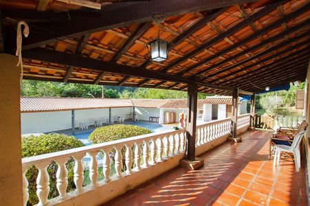 2_photo/94cfaa75bf.0f81dd1a9a4f6ffb-ATLAS-3a883ea8-718a-496e-8d08-87806a40b078.jpg de casa à venda com 3 quartos, 300m² em Parque Rincao, Cotia