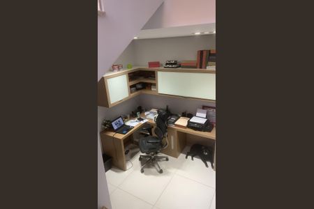 25_photo/94cfaa75bf.0f81dd1a9a4f6ffb-ATLAS-6bce8d8d-8fa5-4f26-a40b-b37d324cf303.jpg de casa à venda com 4 quartos, 370m² em Parque Rincao, Cotia