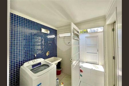 5_photo/94cfaa780d.e9bc35269128f7e8-ATLAS-2cf1c529-e477-4aa2-883d-7d249bb8f822.jpg de casa à venda com 4 quartos, 282m² em Cotia, Cotia