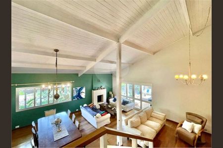 9_photo/94cfaa780d.e9bc35269128f7e8-ATLAS-466dbe6e-7b81-40d2-a22f-fdfc8e809a3f.jpg de casa à venda com 4 quartos, 282m² em Cotia, Cotia