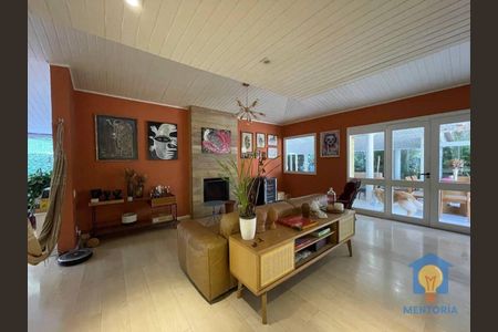 2_photo/94cfaa7813.dd364c596cc82b6f-ATLAS-0fcc6ef3-f643-4a7d-bbc4-2ea23ea3ff59.jpg de casa à venda com 4 quartos, 385m² em Granja Viana II, Cotia