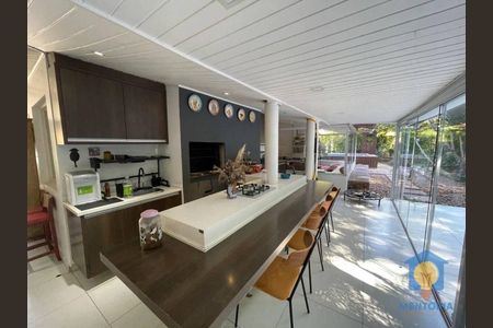 12_photo/94cfaa7813.dd364c596cc82b6f-ATLAS-3d1a5cd4-c7d9-4a41-86ea-ed7483b6a46c.jpg de casa à venda com 4 quartos, 385m² em Granja Viana II, Cotia