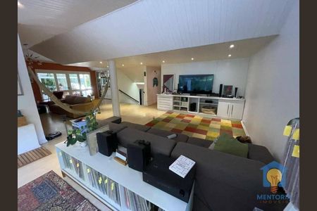 5_photo/94cfaa7813.dd364c596cc82b6f-ATLAS-6a0eddd8-48dd-4e88-ba0c-016d88f7f065.jpg de casa à venda com 4 quartos, 385m² em Granja Viana II, Cotia