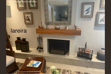 13_photo/94cfaa78e7.c4a86b3c211625c7-ATLAS-620db33d-acec-4d9c-9257-184b7719f3f5.jpg de casa à venda com 3 quartos, 350m² em Granja Viana II, Cotia