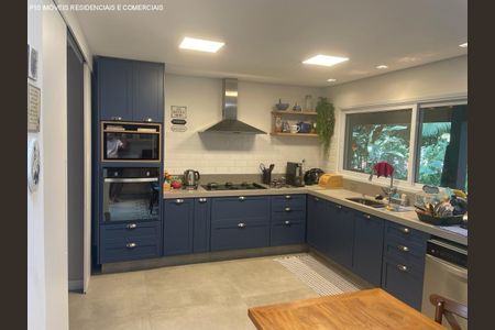 7_photo/94cfaa78e7.c4a86b3c211625c7-ATLAS-66d6f0d6-245a-4e98-a9f3-073426ab8e9c.jpg de casa à venda com 3 quartos, 350m² em Granja Viana II, Cotia