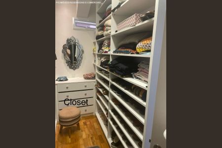 21_photo/94cfaa78e7.c4a86b3c211625c7-ATLAS-6dbde7d2-ce5b-4147-9c10-4d2a8171bea9.jpg de casa à venda com 3 quartos, 350m² em Granja Viana II, Cotia