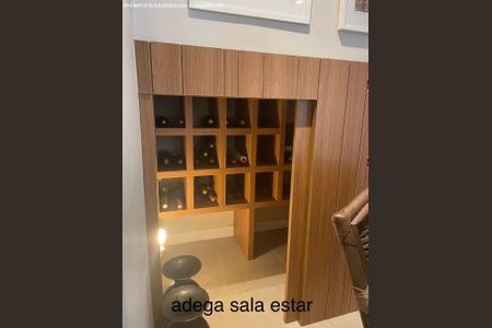 30_photo/94cfaa78e7.c4a86b3c211625c7-ATLAS-88fb4ec5-e923-46a1-bc81-a5be4bae91d1.jpg de casa à venda com 3 quartos, 350m² em Granja Viana II, Cotia