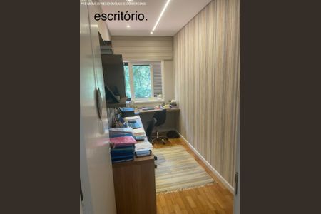 24_photo/94cfaa78e7.c4a86b3c211625c7-ATLAS-ad0f9b67-2af3-4082-8dd6-a7ba9a70fba8.jpg de casa à venda com 3 quartos, 350m² em Granja Viana II, Cotia