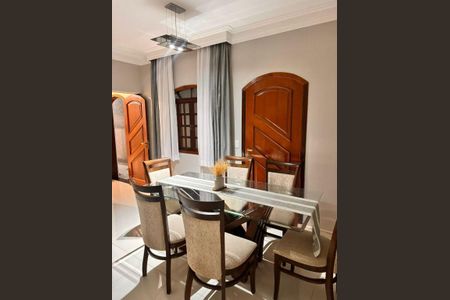 7_photo/94cfaa7af9.a095ebe9a9b9d05b-ATLAS-1cf01497-d6ea-4cab-839b-0bb544b4f841.jpg de casa à venda com 3 quartos, 200m² em Parque Alexandre, Cotia