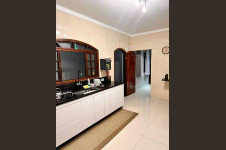 9_photo/94cfaa7af9.a095ebe9a9b9d05b-ATLAS-2147dc24-fdd2-46f3-9eb1-c3ac8bfa0d1d.jpg de casa à venda com 3 quartos, 200m² em Parque Alexandre, Cotia