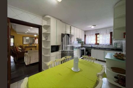 31_photo/94cfaa7e39.8112f57c7da29d24-ATLAS-b5c102c2-7ff5-4787-8e73-ecefa3606f72.jpg de casa à venda com 6 quartos, 664m² em Granja Viana II, Cotia