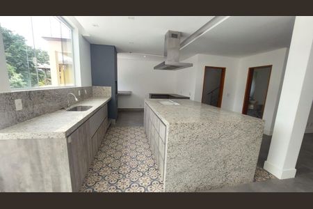 47_photo/94cfaa7e39.bdf1def5ceb5107f-ATLAS-45b430f7-b479-4114-a9ba-c9209d2cda72.jpg de casa para alugar com 3 quartos, 358m² em Granja Viana II, Cotia