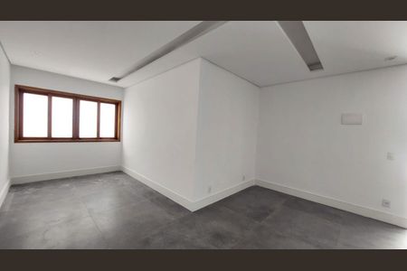 55_photo/94cfaa7e39.bdf1def5ceb5107f-ATLAS-6fb1f96f-e004-4b0a-b61b-c9ddb502c33d.jpg de casa para alugar com 3 quartos, 358m² em Granja Viana II, Cotia