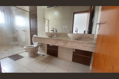 21_photo/94cfaa7e39.bdf1def5ceb5107f-ATLAS-806fe194-1d0e-4555-b7e0-b9249b21fe3b.jpg de casa para alugar com 3 quartos, 358m² em Granja Viana II, Cotia