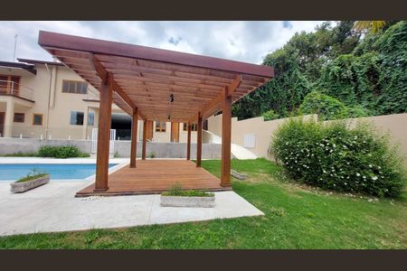 59_photo/94cfaa7e39.bdf1def5ceb5107f-ATLAS-dbc96e5c-fe39-43c7-a4d4-ee224f305c81.jpg de casa para alugar com 3 quartos, 358m² em Granja Viana II, Cotia