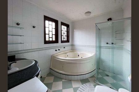 3_photo/94cfaa7e3b.6bc6d6e3d41508d6-ATLAS-13b5f7dc-40c5-463e-8ad2-a8a926a0deca.jpg de casa de condomínio à venda com 6 quartos, 664m² em Granja Viana II, Cotia