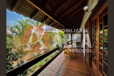 13_photo/94cfaa7e3b.6bc6d6e3d41508d6-ATLAS-57bbfe85-fc01-4047-938d-02a9d56e11de.jpg de casa de condomínio à venda com 6 quartos, 664m² em Granja Viana II, Cotia