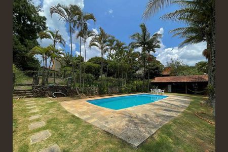 42_photo/94cfaa7e3b.6bc6d6e3d41508d6-ATLAS-d2a0e29d-5527-49a5-88d4-e440ce132112.jpg de casa de condomínio à venda com 6 quartos, 664m² em Granja Viana II, Cotia