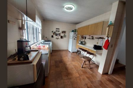 8_photo/94cfaa7e51.96e81d73ac213d8c-ATLAS-7269dd67-4760-46e8-974f-8dead9bea26b.jpg de casa à venda com 3 quartos, 407m² em Granja Viana II, Cotia