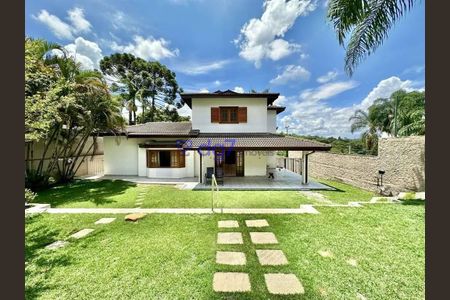 5_photo/94cfaa7ee7.906020ab0bc1df8b-ATLAS-66b9f8e4-4dd4-4c61-b8c2-e1590cff906b.jpg de casa à venda com 5 quartos, 725m² em Granja Viana II, Cotia