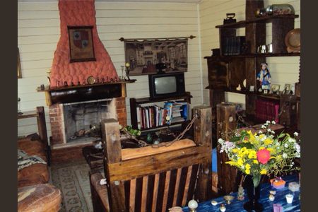 17_photo/94cfaa7f79.c74d3e0c457d7f23-ATLAS-a3a3c2ce-d07c-4359-ae54-c60c8407cbb6.jpg de casa à venda com 3 quartos, 300m² em Granja Viana II, Cotia