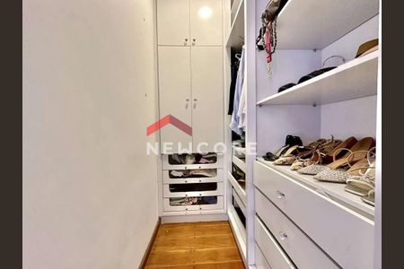 3_photo/94cfaa7fa9.8e48f5906dd675de-ATLAS-e5836b2b-9f3c-4878-a9dc-7d302dea5895.jpg de casa à venda com 5 quartos, 725m² em Rio Cotia, Cotia