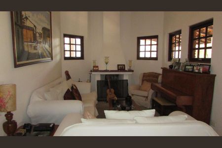 6_photo/94cfaa7fad.561dcad3d0cedf12-ATLAS-155caba1-e359-4bb1-9977-498b7d5b160b.jpg de casa de condomínio à venda com 4 quartos, 450m² em Granja Viana II, Cotia