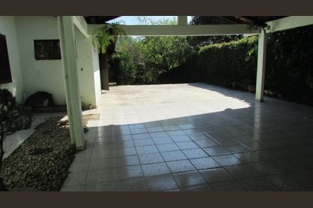 9_photo/94cfaa7fad.561dcad3d0cedf12-ATLAS-26ea016e-a169-40c8-8221-7caf6e2c9dba.jpg de casa de condomínio à venda com 4 quartos, 450m² em Granja Viana II, Cotia