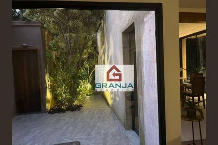 10_photo/94cfaa7ff3.6721d330cc8d7611-ATLAS-c4fba41e-7968-4101-9e43-06dc5653ecfe.jpg de casa à venda com 4 quartos, 480m² em Cotia, Cotia