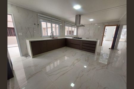 10_photo/94cfaa7ff9.54b8780a509023fd-ATLAS-58deda41-f7d6-41b7-9a93-53d4f7e94d3a.jpg de casa à venda com 5 quartos, 600m² em Granja Viana II, Cotia
