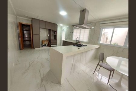 11_photo/94cfaa7ff9.54b8780a509023fd-ATLAS-b1f39c86-d864-4774-8fe4-dd2a92d68b26.jpg de casa à venda com 5 quartos, 600m² em Granja Viana II, Cotia