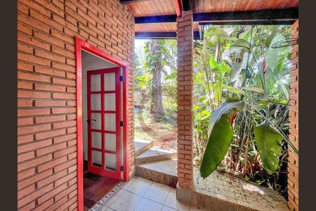 12_photo/94cfaa80af.ff814dd41d6488d0-ATLAS-058edddd-175b-4b62-8a54-8a340db2d977.jpg de casa à venda com 4 quartos, 333m² em Granja Viana II, Cotia