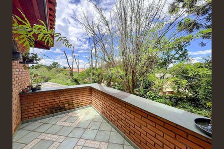 3_photo/94cfaa80af.ff814dd41d6488d0-ATLAS-5c30f5a8-bda4-476c-bb6a-b6b16ec722ab.jpg de casa à venda com 4 quartos, 333m² em Granja Viana II, Cotia