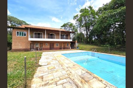 1_photo/94cfaa8a57.c1b48a3eb9e6da09-ATLAS-21eb0c55-a7ca-42fd-a892-917d1f615df6.jpg de casa à venda com 4 quartos, 400m² em Algarve, Cotia