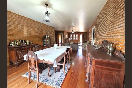 3_photo/94cfaa8a57.c1b48a3eb9e6da09-ATLAS-cf7786ff-4fd9-4ffd-a76b-ba911c2e031d.jpg de casa à venda com 4 quartos, 400m² em Algarve, Cotia