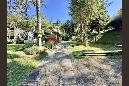 23_photo/94cfaa8a8b.bd6af2d900c57154-ATLAS-4abaaa44-8dcf-410e-9f9d-0596191ab5b9.jpg de casa à venda com 3 quartos, 473m² em Algarve, Cotia