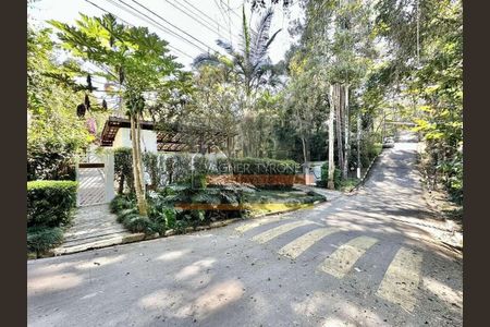 3_photo/94cfaa8aa7.e9bc35269128f7e8-ATLAS-ec6a9e43-cc45-477f-8baa-7b46f93fd98e.jpg de casa à venda com 3 quartos, 473m² em Rio Cotia, Cotia