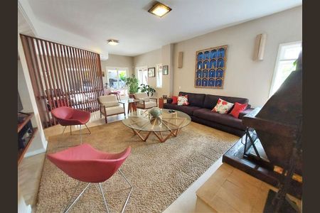 8_photo/94cfaa8acd.91a8ad6776264921-ATLAS-d4649eba-ddeb-4fac-8ee8-ec14a875d5c3.jpg de casa à venda com 4 quartos, 450m² em Algarve, Cotia