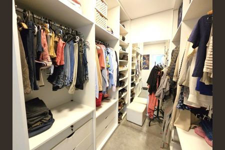 22_photo/94cfaa8ad1.98a2f1197ddc2320-ATLAS-689ee6ca-0492-4bf8-8f6f-09c42cb38245.jpg de casa à venda com 3 quartos, 400m² em Algarve, Cotia