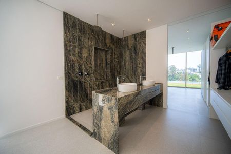 43_photo/94cfaa8bc7.0e3d34a1e3a5cffc-ATLAS-69c08fad-3575-44a5-aab7-1e2228cbeeeb.jpg de casa à venda com 4 quartos, 550m² em Rio Cotia, Cotia