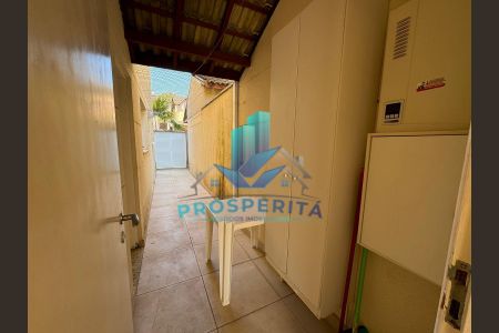 15_photo/94cfaa8cb1.cd1b412e779600be-ATLAS-fdcf9acd-a854-4a7d-aff7-a16543c4a7b9.jpg de casa à venda com 3 quartos, 173m² em Jardim Colibri, Cotia