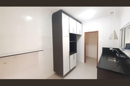 7_photo/94cfaa8cc9.c0b639fe60a48f29-ATLAS-6df193a5-88d9-42c8-b51a-620724d6744a.jpg de casa à venda com 3 quartos, 234m² em Jardim Colibri, Cotia