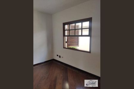 3_photo/94cfaa8e09.588d4a7fb74764b6-ATLAS-0b0e853f-11ef-47c8-ad7d-b285e7278d44.jpg de casa para alugar com 8 quartos, 270m² em Jardim Fontana, Cotia