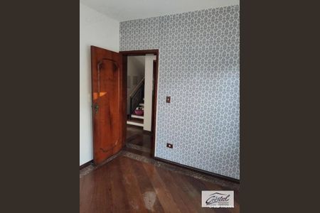7_photo/94cfaa8e09.588d4a7fb74764b6-ATLAS-eb794f63-e877-406f-a86a-a3e42c1d5575.jpg de casa à venda com 8 quartos, 270m² em Jardim Fontana, Cotia