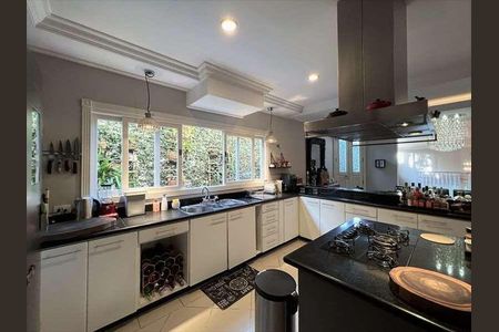 8_photo/94cfaa8e9f.50dcffd0bfa00027-ATLAS-b75849da-ef5e-484e-9ab3-8d11b867fe5b.jpg de casa à venda com 4 quartos, 496m² em Jardim Sao Vicente, Cotia