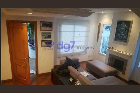 3_photo/94cfaa8ea3.15a696e7c8cbf225-ATLAS-33e5206e-5108-41fa-af37-46d8e637a87d.jpg de casa à venda com 4 quartos, 272m² em Jardim Sao Vicente, Cotia