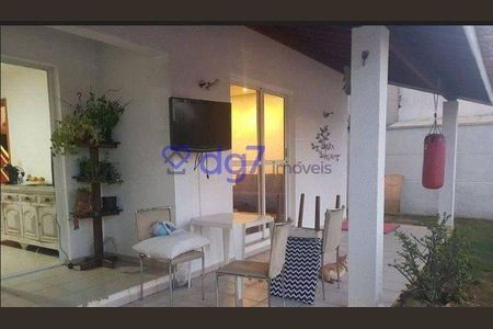 28_photo/94cfaa8ea3.15a696e7c8cbf225-ATLAS-cf68ef14-2a46-405e-ad10-b244c5c14f4a.jpg de casa à venda com 4 quartos, 272m² em Jardim Sao Vicente, Cotia