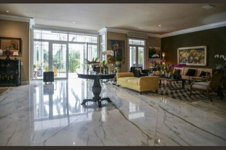 10_photo/94cfaa8eb9.f0d246bad4da1cd5-ATLAS-6250b5ed-2e36-4b17-85c3-191d72fbc791.jpg de casa à venda com 5 quartos, 1000m² em Jardim Torino, Cotia